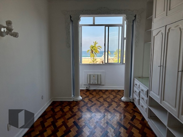 Apartamento à venda com 3 quartos, 109m² - Foto 13