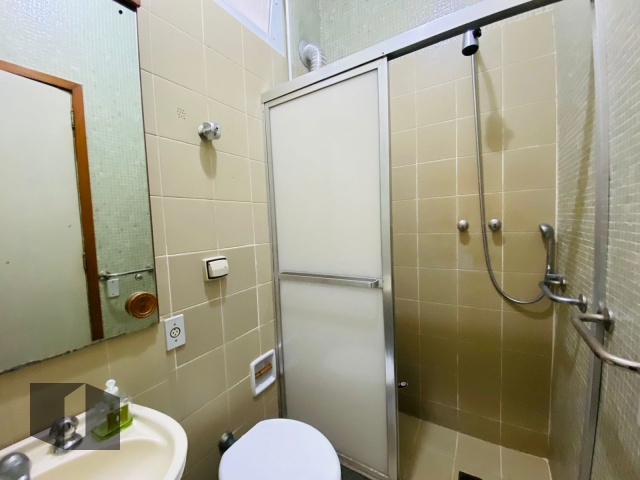 Apartamento à venda com 3 quartos, 140m² - Foto 11