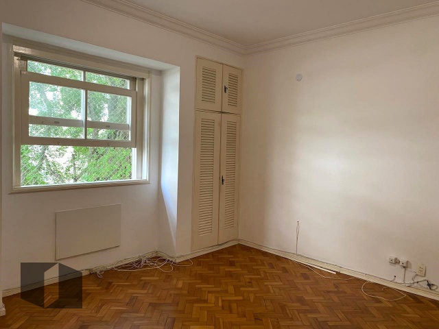 Apartamento à venda com 3 quartos, 218m² - Foto 37