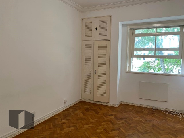 Apartamento à venda com 3 quartos, 218m² - Foto 36