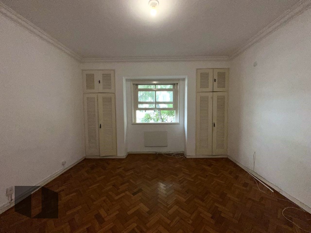 Apartamento à venda com 3 quartos, 218m² - Foto 38