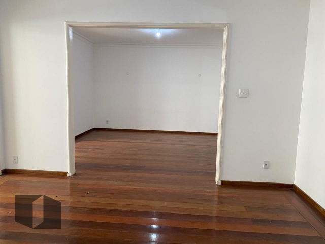 Apartamento à venda com 3 quartos, 218m² - Foto 5