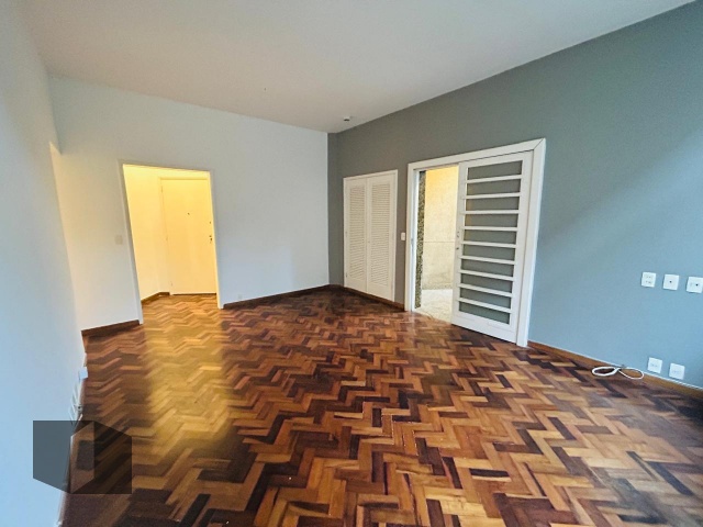 Apartamento à venda com 3 quartos, 120m² - Foto 1