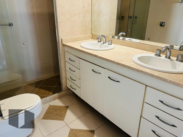 Apartamento à venda com 4 quartos, 230m² - Foto 17