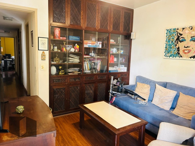 Apartamento à venda com 4 quartos, 230m² - Foto 8