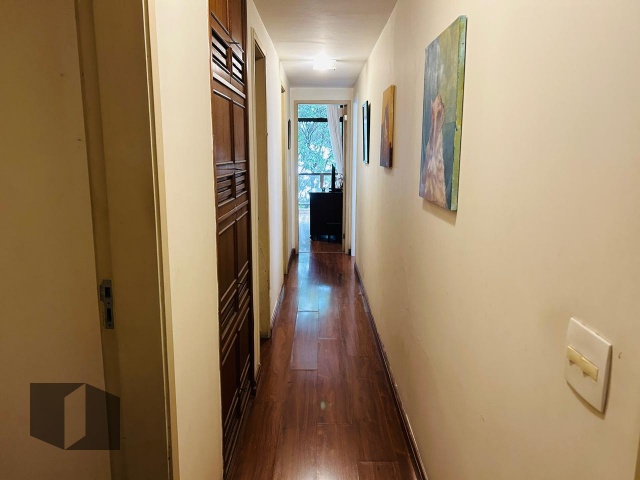 Apartamento à venda com 4 quartos, 230m² - Foto 7