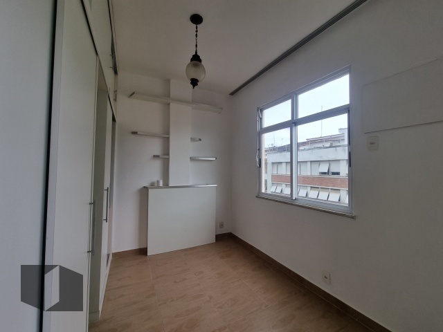 Apartamento à venda com 1 quarto, 43m² - Foto 9