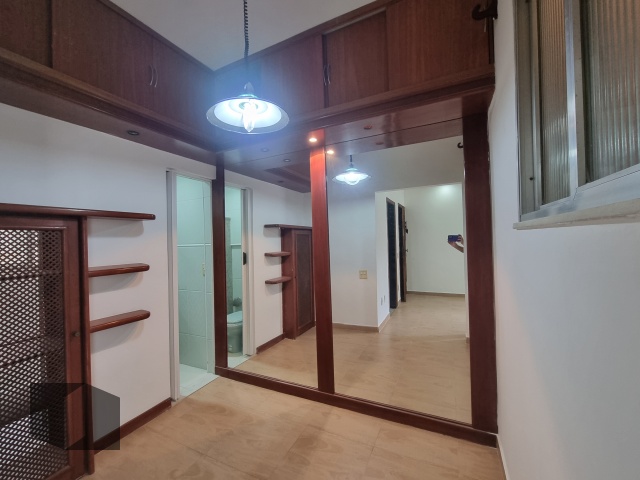 Apartamento à venda com 1 quarto, 43m² - Foto 11