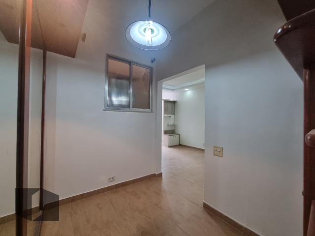 Apartamento à venda com 1 quarto, 43m² - Foto 13