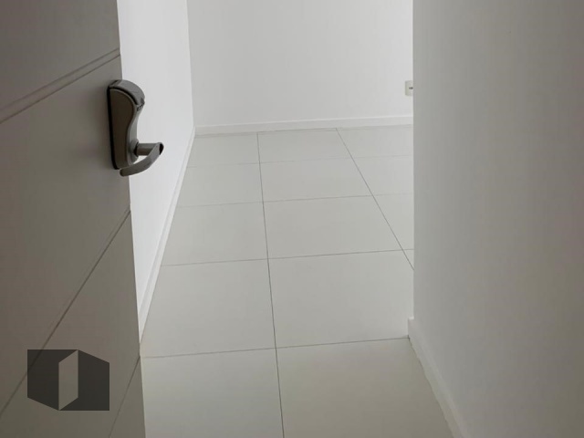 Apartamento à venda com 3 quartos, 83m² - Foto 10