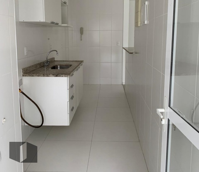 Apartamento à venda com 3 quartos, 83m² - Foto 17