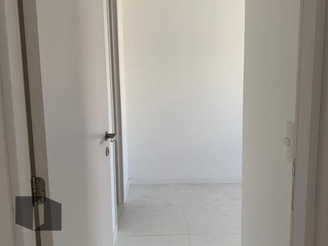 Apartamento à venda com 2 quartos, 69m² - Foto 9