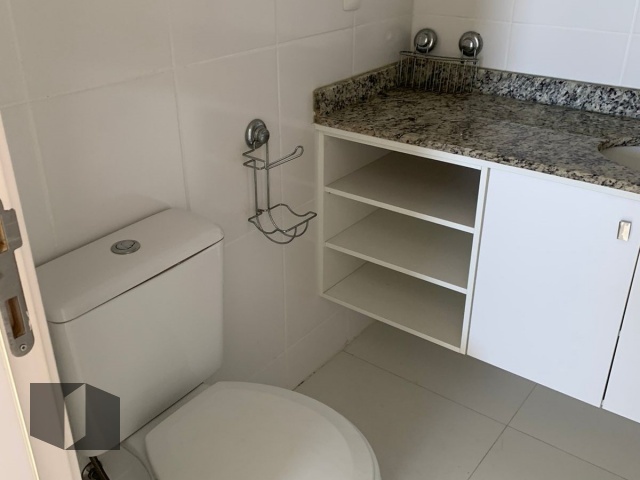 Apartamento à venda com 2 quartos, 67m² - Foto 14