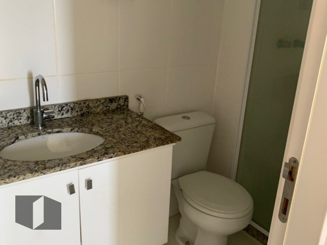 Apartamento à venda com 2 quartos, 67m² - Foto 11