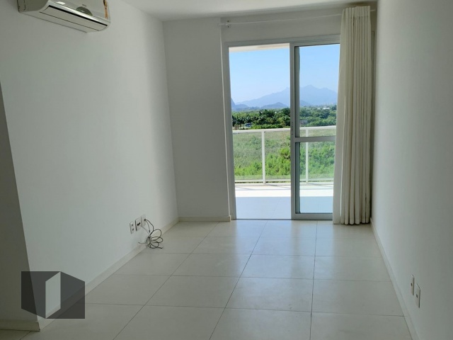 Apartamento à venda com 2 quartos, 67m² - Foto 1