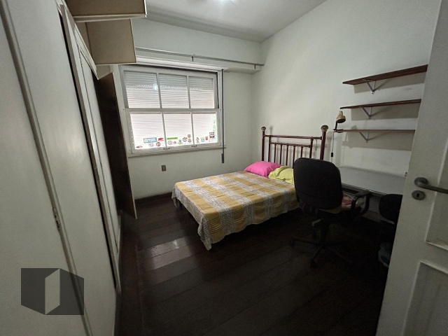 Apartamento à venda com 4 quartos, 225m² - Foto 17