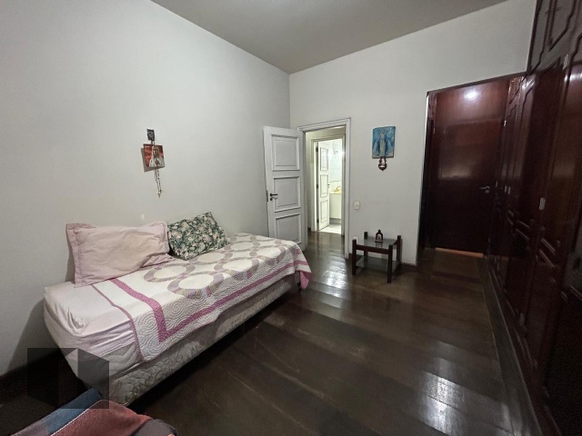 Apartamento à venda com 4 quartos, 225m² - Foto 20