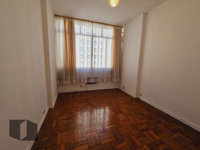 Apartamento à venda com 4 quartos, 180m² - Foto 9