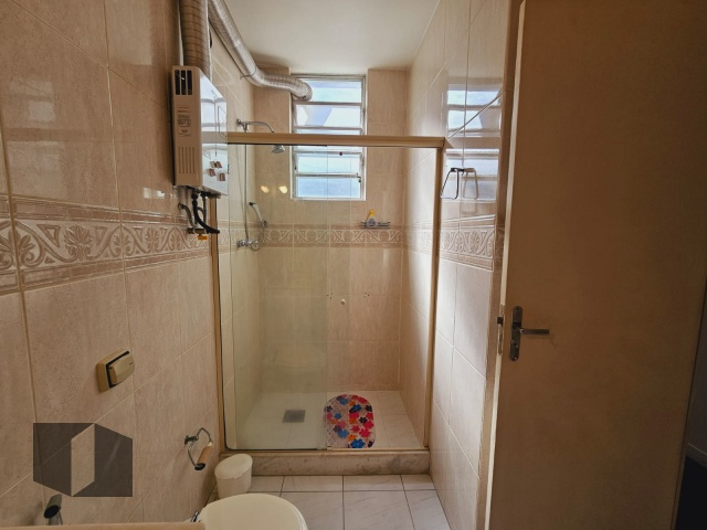 Apartamento à venda com 4 quartos, 180m² - Foto 10