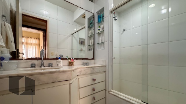 Apartamento à venda com 3 quartos, 120m² - Foto 9