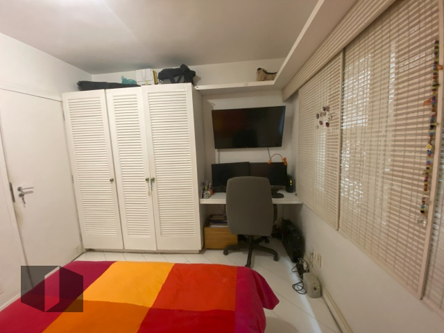 Apartamento à venda com 3 quartos, 118m² - Foto 14