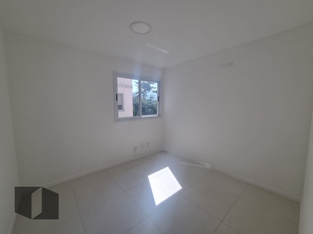 Apartamento à venda com 3 quartos, 91m² - Foto 7