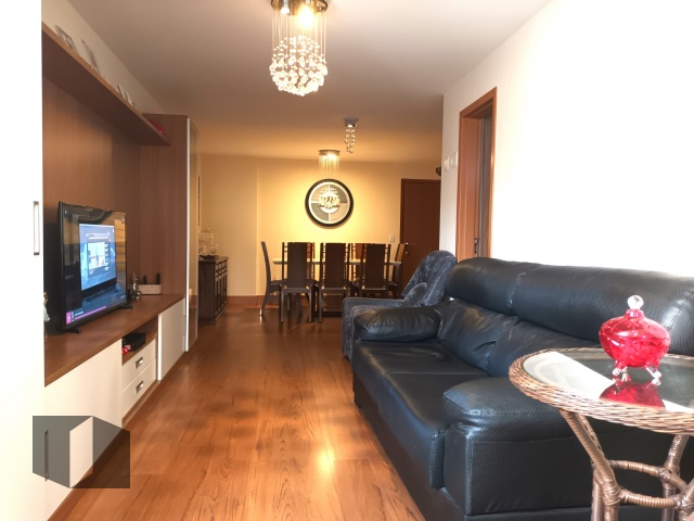 Apartamento à venda com 3 quartos, 130m² - Foto 1