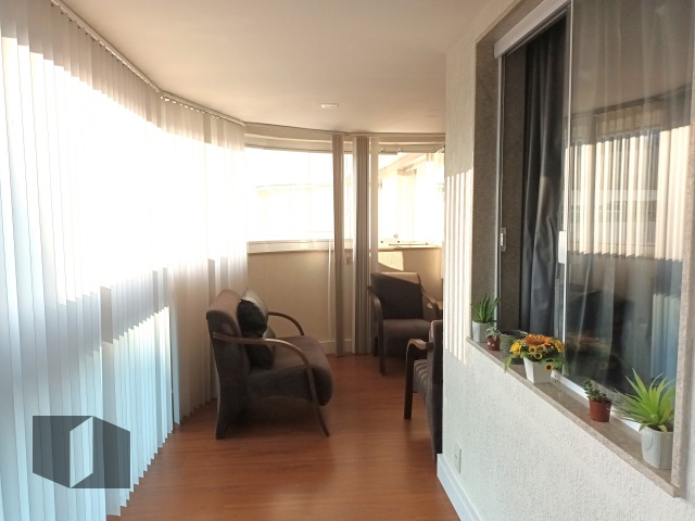 Apartamento à venda com 3 quartos, 130m² - Foto 7