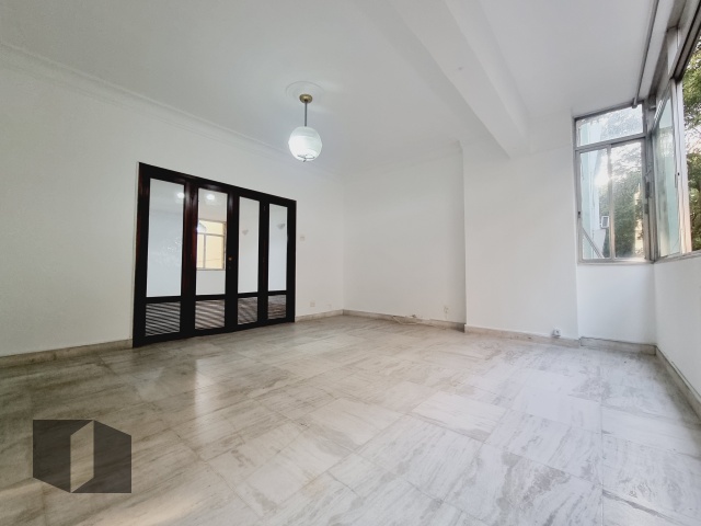 Apartamento à venda com 2 quartos, 122m² - Foto 7