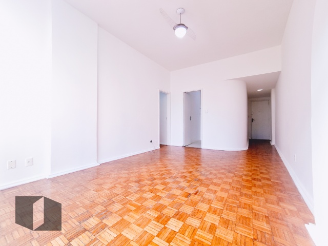 Apartamento à venda com 3 quartos, 90m² - Foto 2