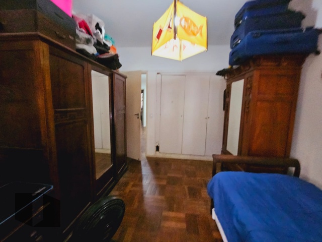 Apartamento à venda com 4 quartos, 221m² - Foto 8