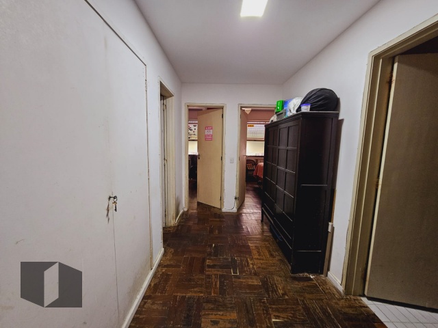 Apartamento à venda com 4 quartos, 221m² - Foto 20