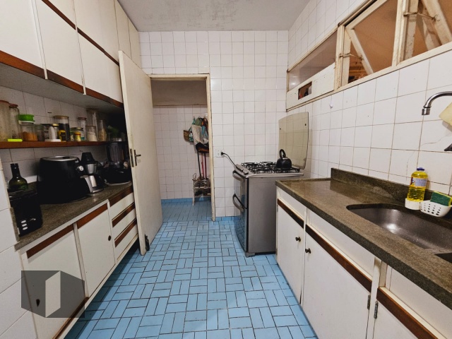 Apartamento à venda com 4 quartos, 221m² - Foto 25