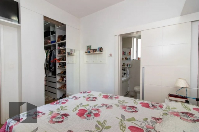 Apartamento à venda com 3 quartos, 95m² - Foto 13