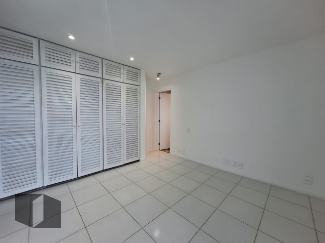 Casa à venda com 5 quartos, 685m² - Foto 32