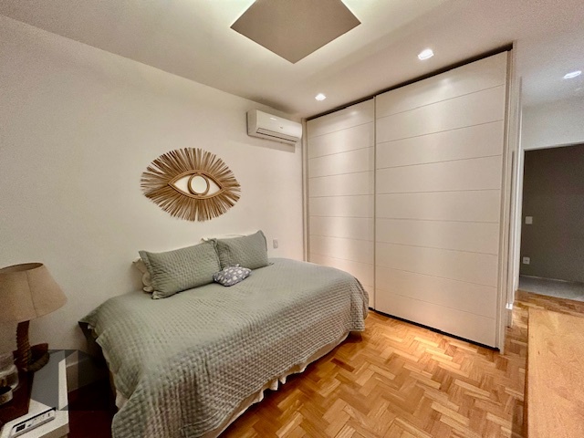 Apartamento à venda com 3 quartos, 150m² - Foto 6