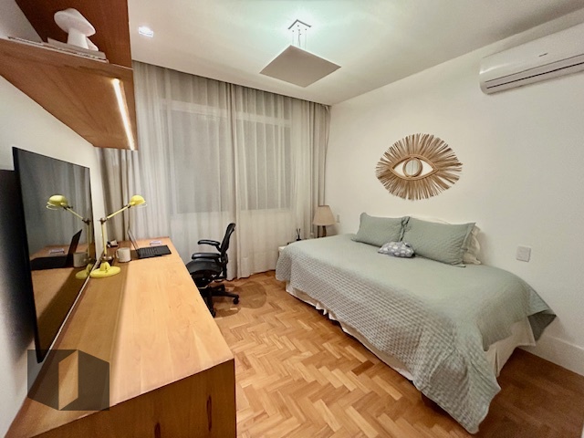 Apartamento à venda com 3 quartos, 150m² - Foto 5