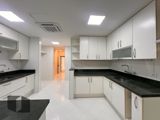 Apartamento à venda com 4 quartos, 264m² - Foto 30