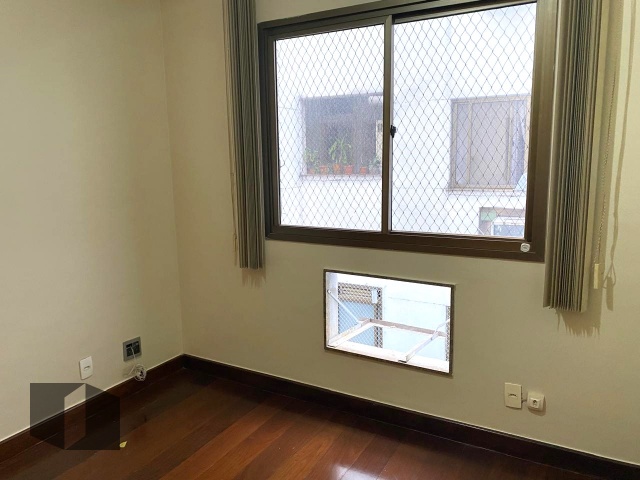 Apartamento à venda com 4 quartos, 151m² - Foto 13