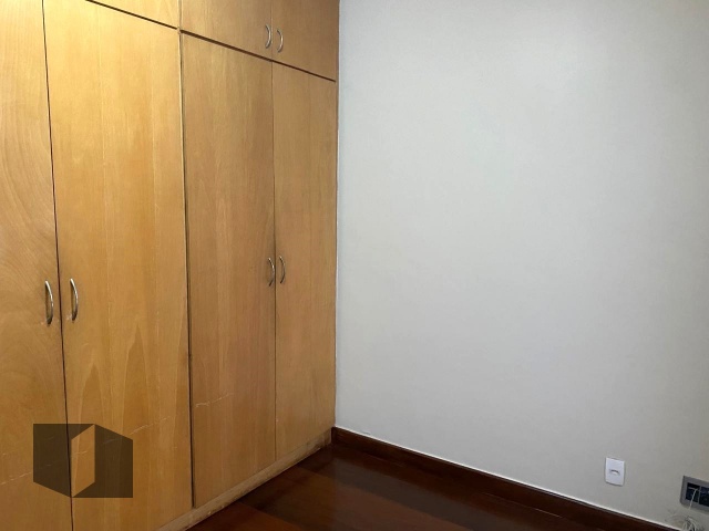 Apartamento à venda com 4 quartos, 151m² - Foto 14