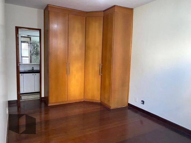 Apartamento à venda com 4 quartos, 151m² - Foto 16