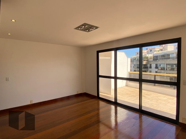 Cobertura à venda com 4 quartos, 252m² - Foto 5