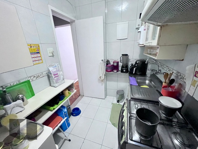 Apartamento à venda com 2 quartos, 60m² - Foto 10