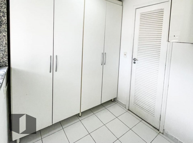 Apartamento à venda com 3 quartos, 112m² - Foto 29