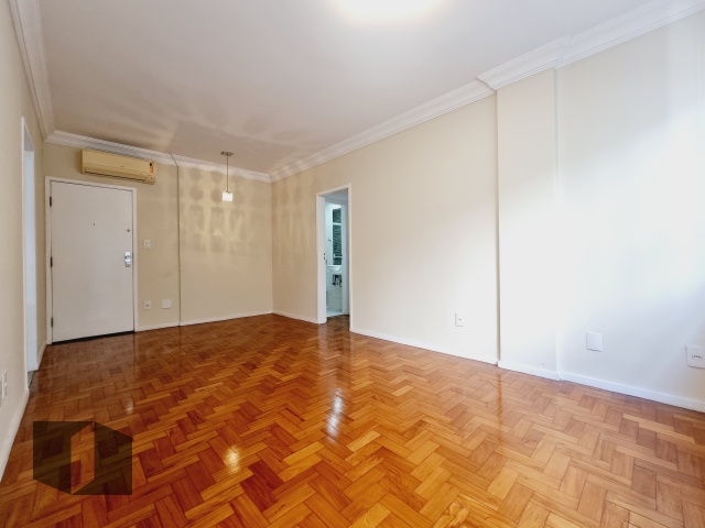 Apartamento à venda com 3 quartos, 79m² - Foto 4