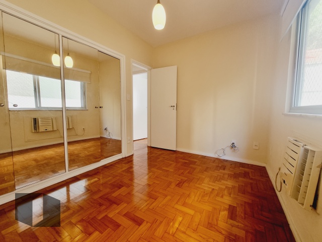 Apartamento à venda com 3 quartos, 79m² - Foto 12