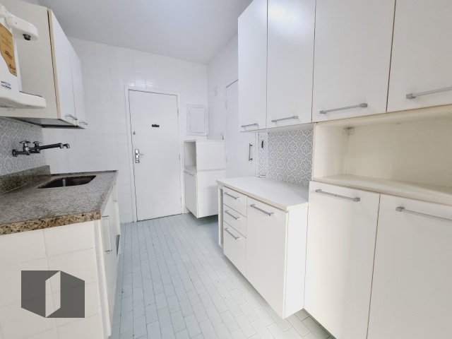 Apartamento à venda com 3 quartos, 79m² - Foto 29