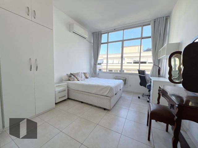 Apartamento à venda com 1 quarto, 42m² - Foto 3