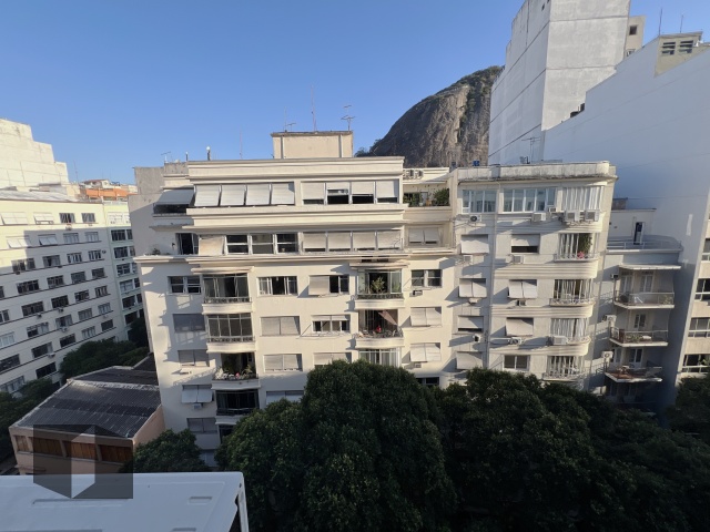 Apartamento à venda com 1 quarto, 42m² - Foto 7