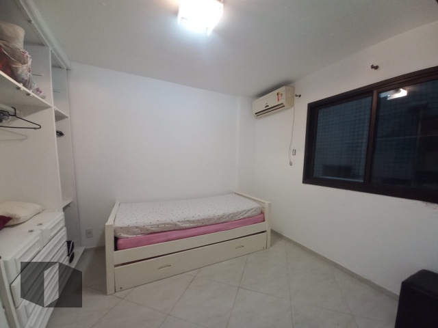 Apartamento para alugar com 4 quartos, 191m² - Foto 15